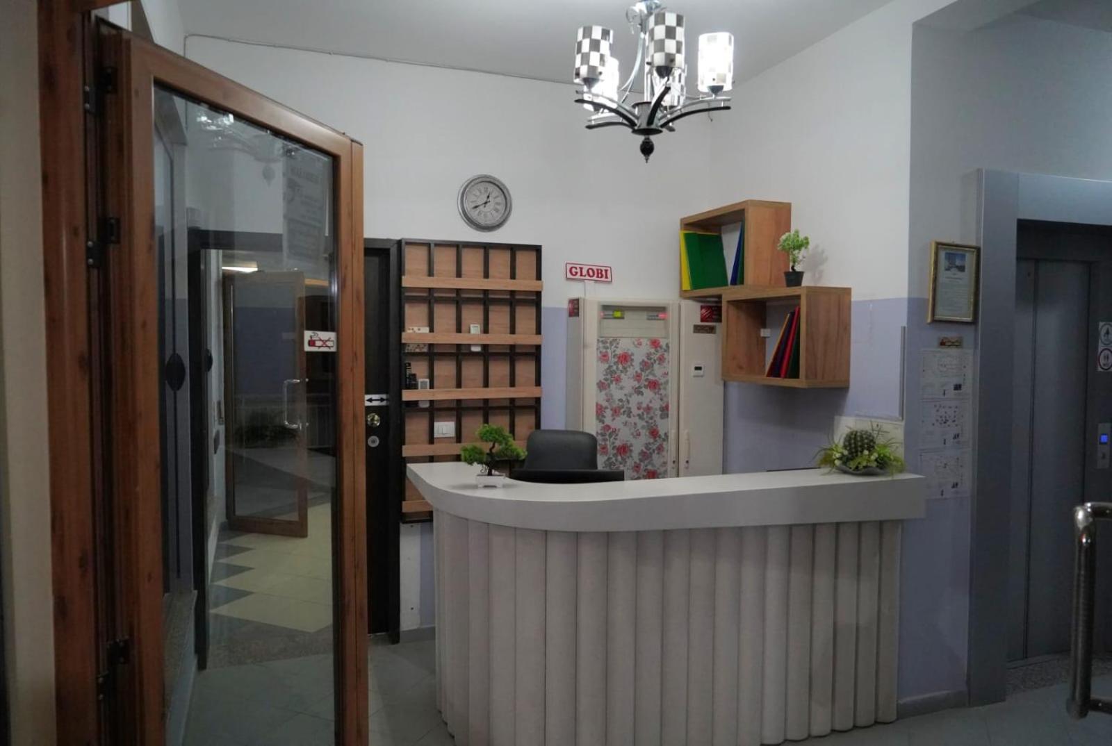 Hotel Restaurant Globi Velipojë Esterno foto