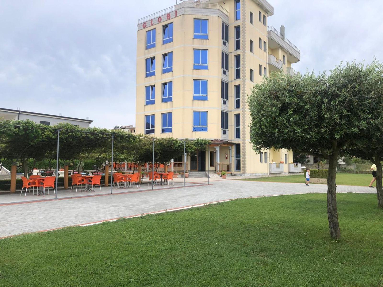 Hotel Restaurant Globi Velipojë Esterno foto